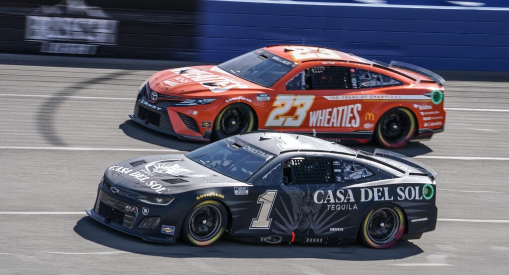 Auto Club Speedway in Thrilling 2022 Wise Power 400