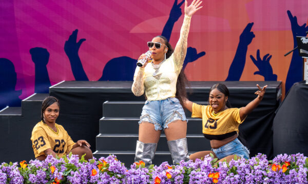 Ashanti Brings Nostalgia and Energy to a Packed SeaWorld San Diego Crowd